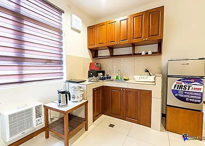 호텔 Verjandel Residences 3*