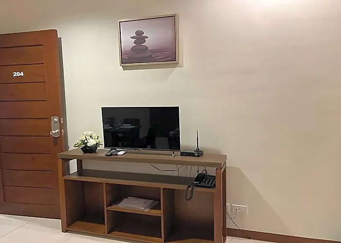호텔 Verjandel Residences 3*